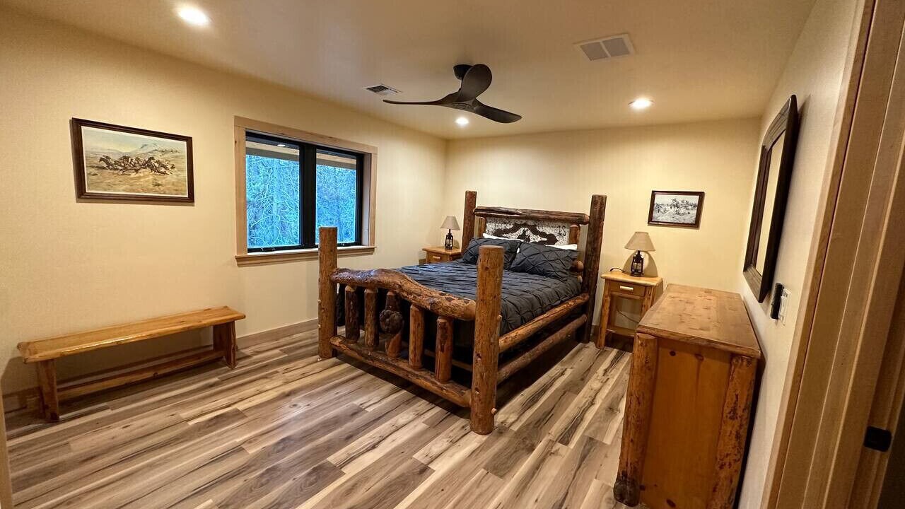 Photo of Bedroom in Three Rivers