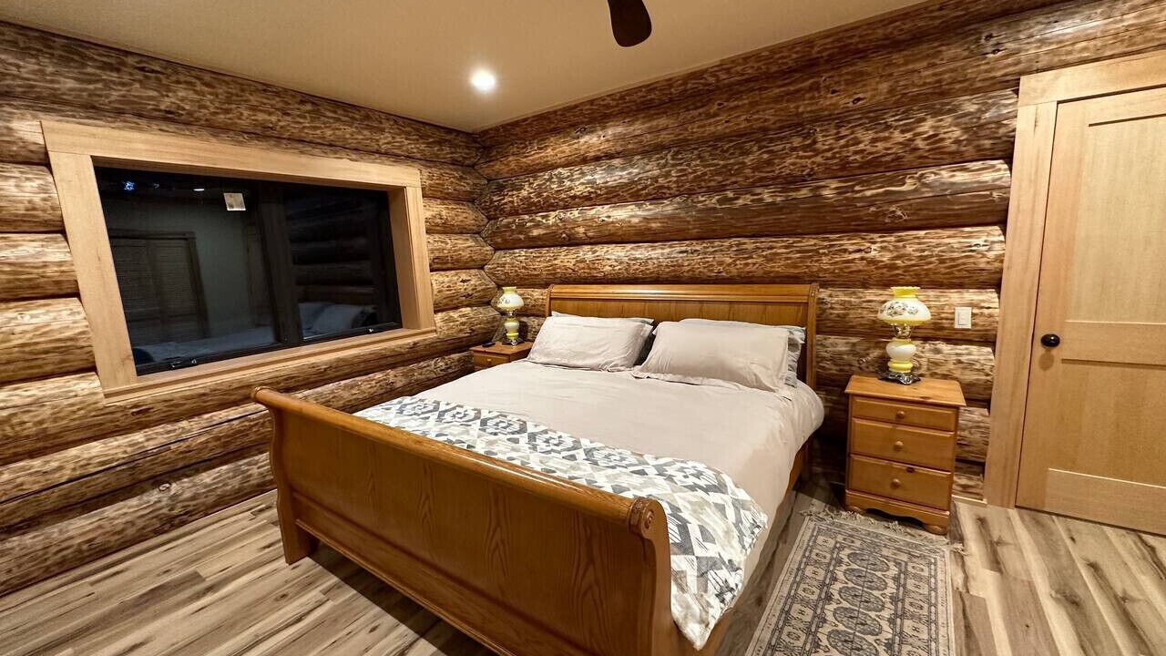 Photo of Bedroom in Three Rivers