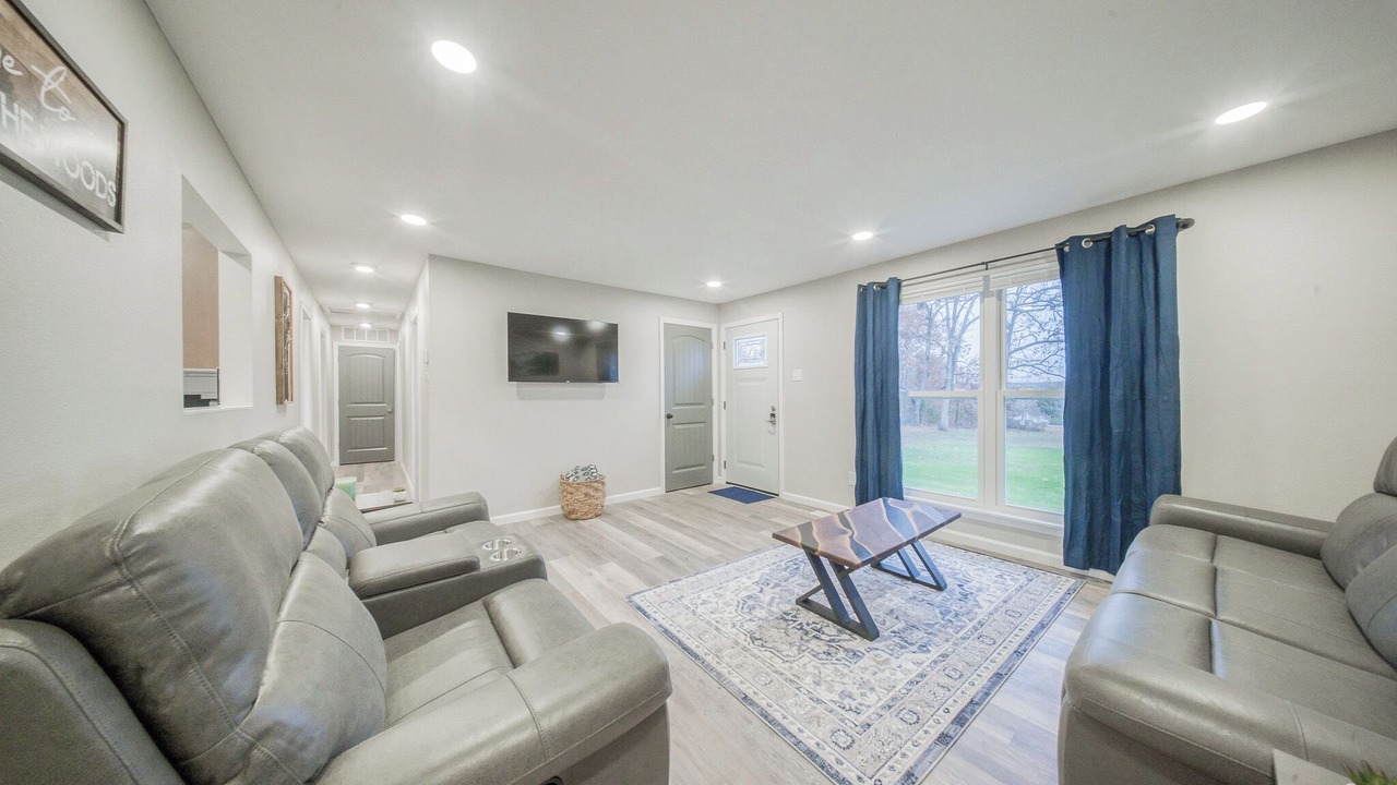 Photo of Livingroom in Rolla
