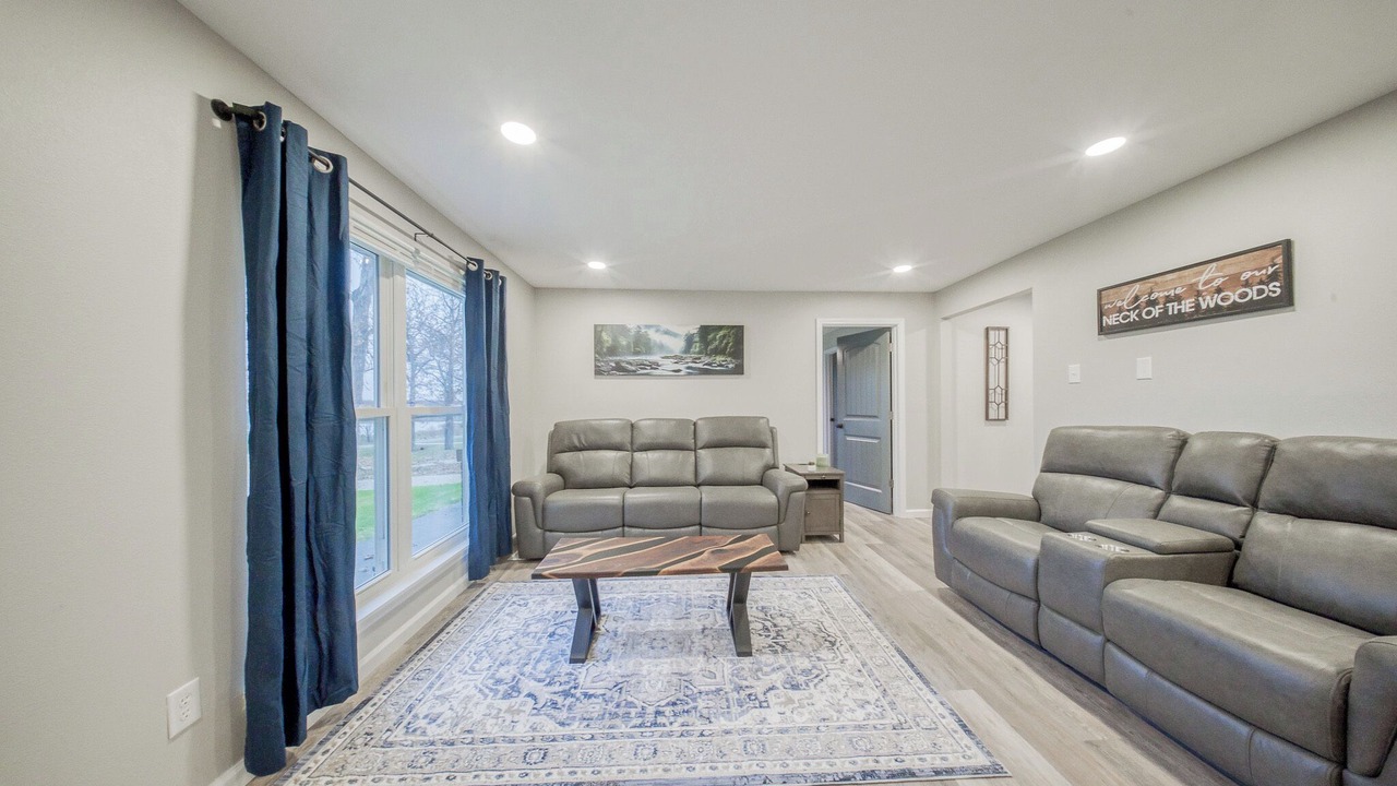 Photo of Livingroom in Rolla