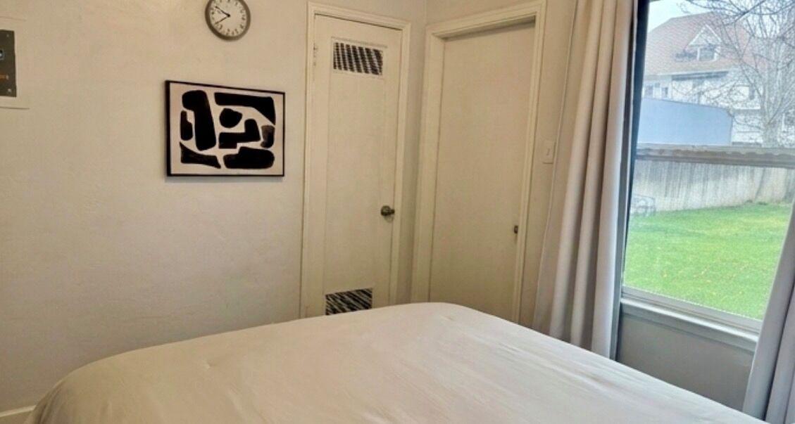 Photo of Bedroom in Hanford