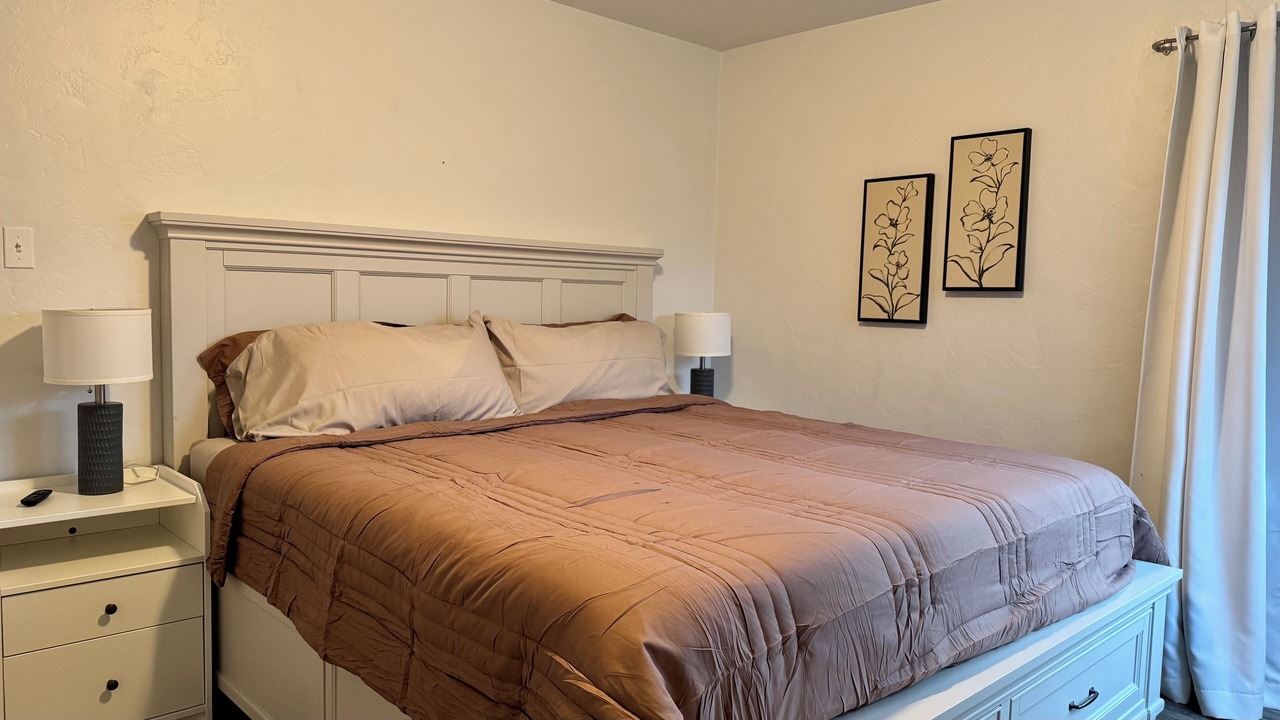 Photo of Bedroom in Hanford