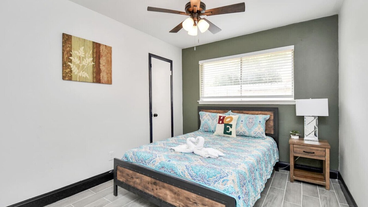 Photo of Bedroom in Clodine