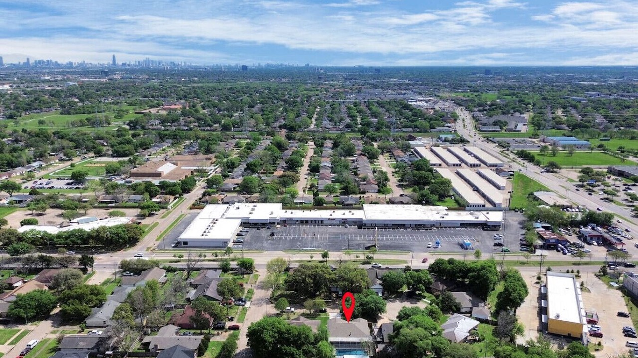 Photo of Outdoor in Clodine