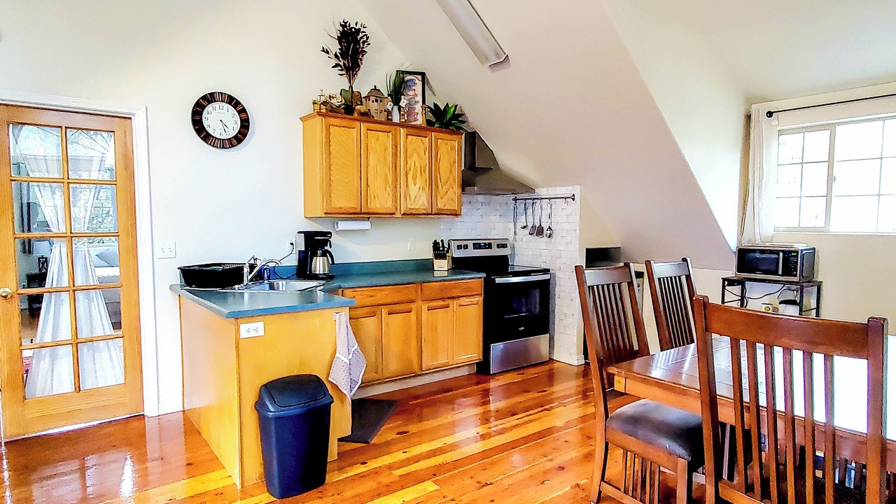 Photo of Kitchen in Cave Junction