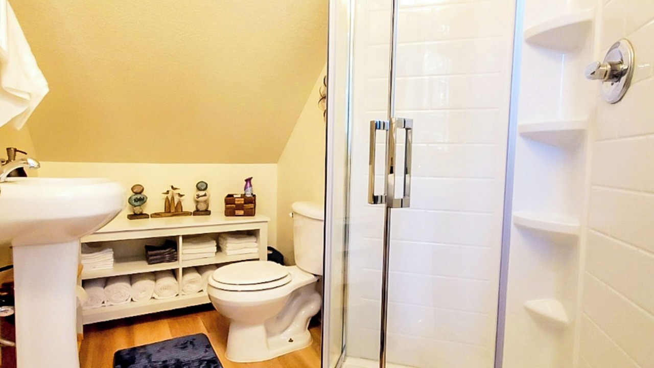 Photo of Bathroom in Cave Junction