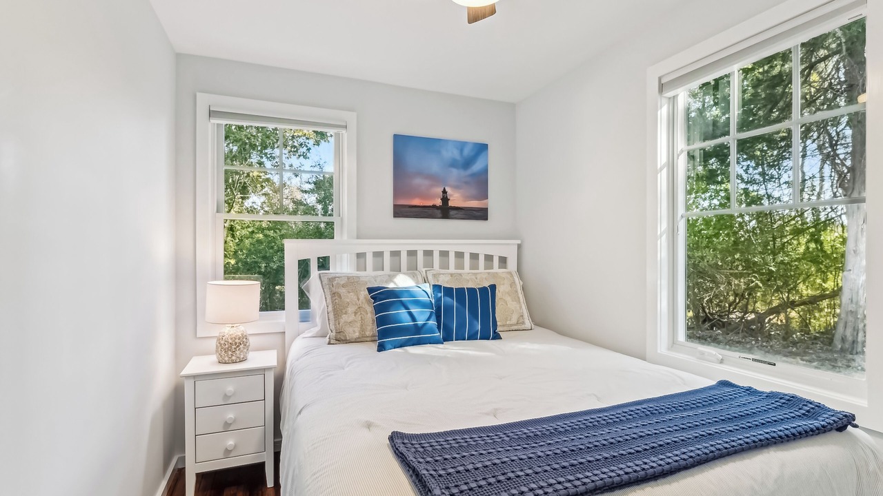 Photo of Bedroom in Town of Southold Town