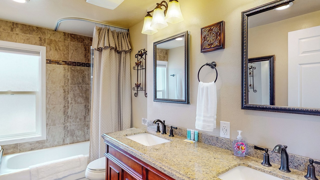 Photo of Bathroom in Davenport