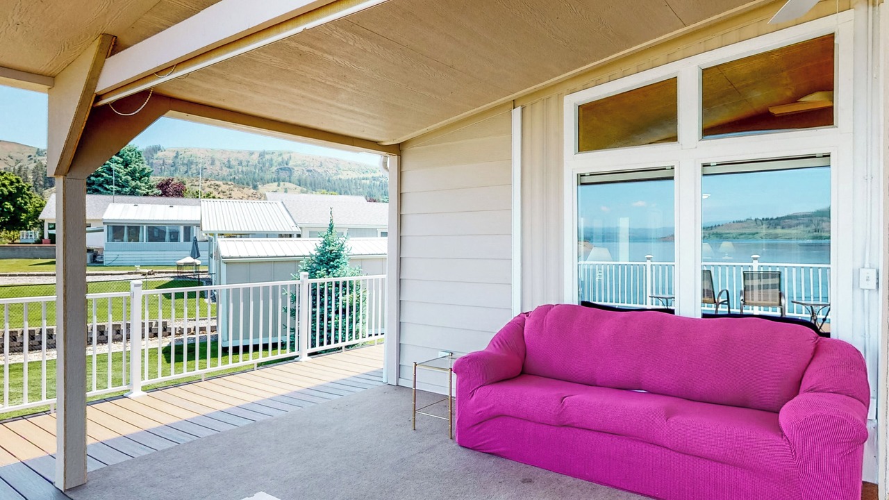 Photo of Patio Balcony in Davenport