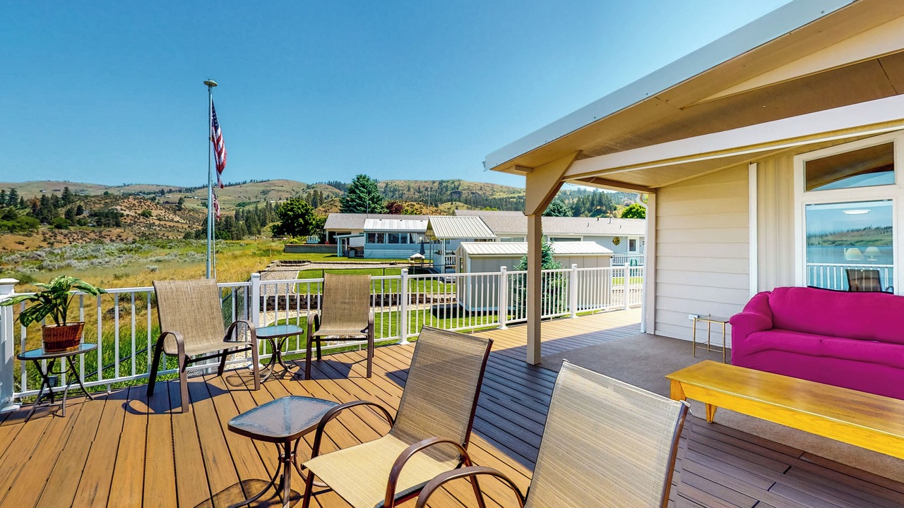 Photo of Patio Balcony in Davenport