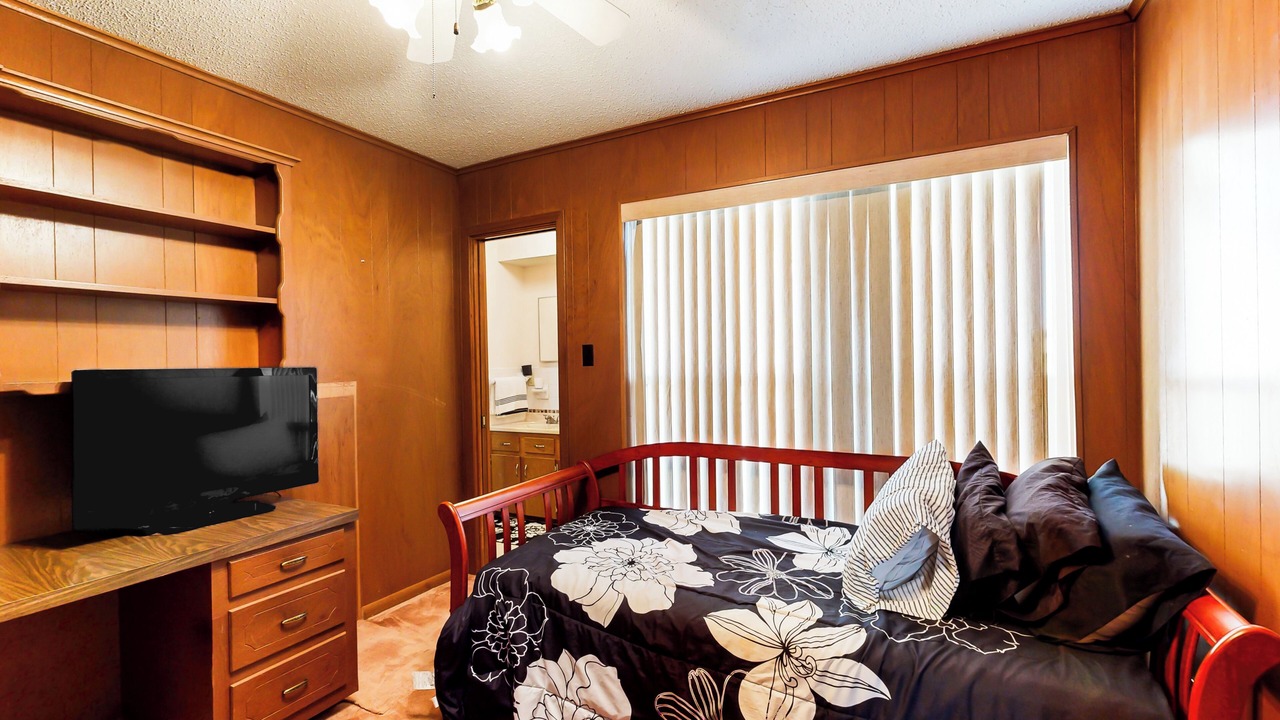 Photo of Bedroom in Kemp
