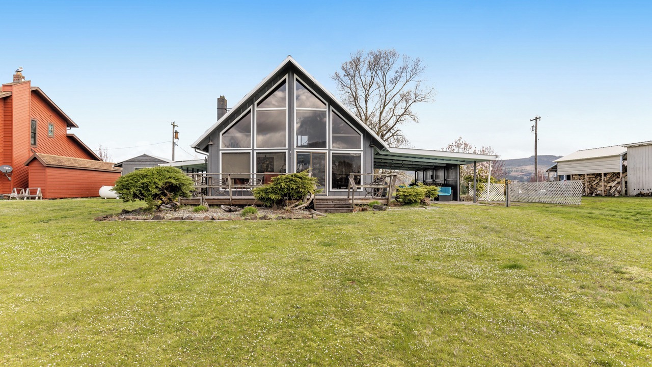 Photo of Outdoor in Cathlamet