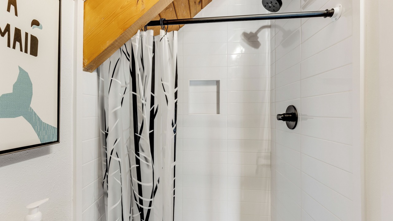 Photo of Bathroom in Cathlamet