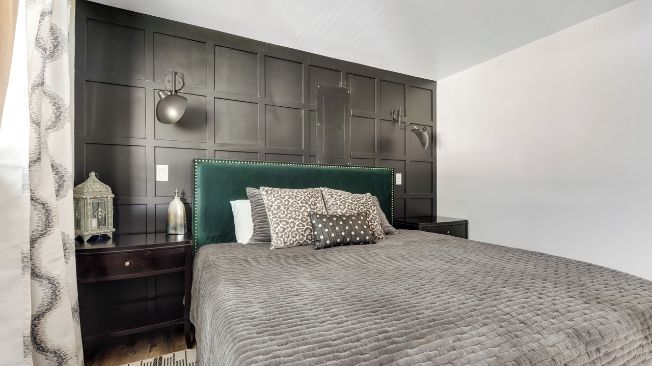 Photo of Bedroom in Cathlamet