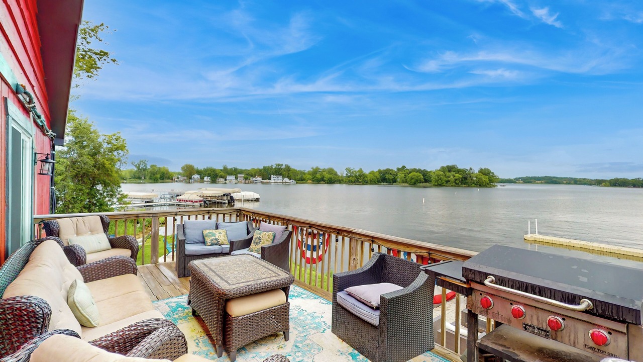 Photo of Outdoor in Channel Lake