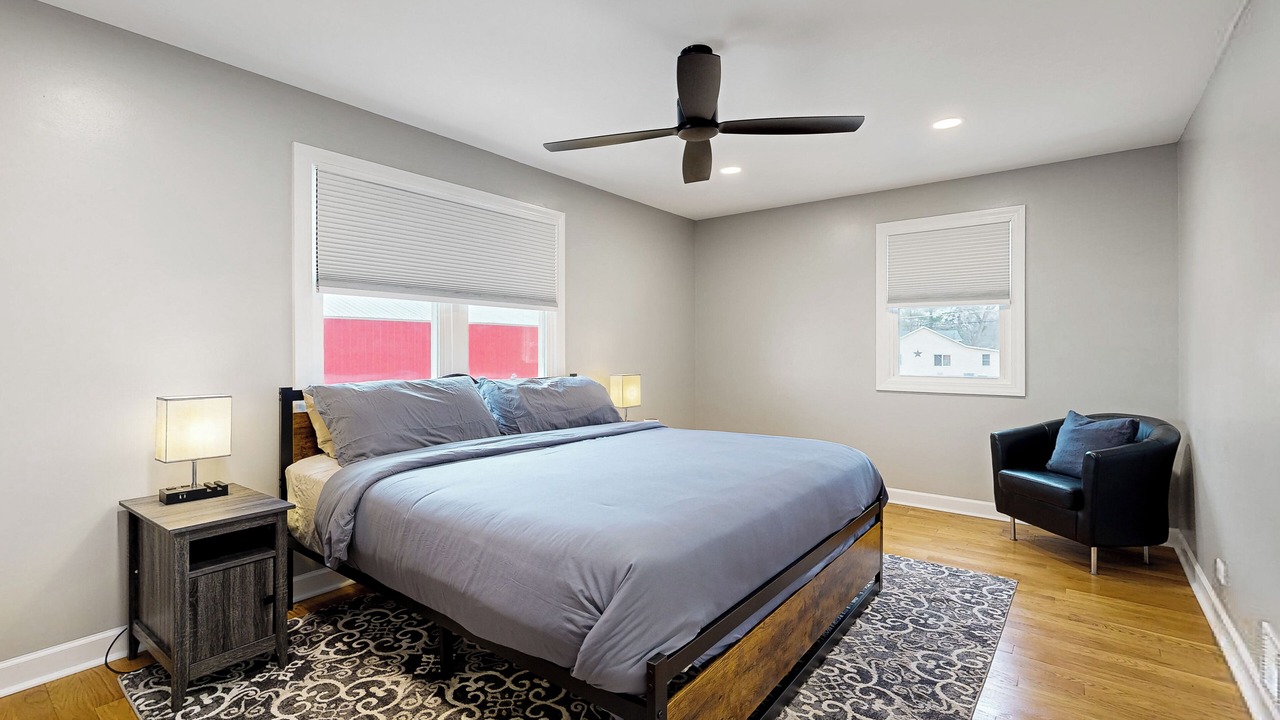 Photo of Bedroom in Channel Lake