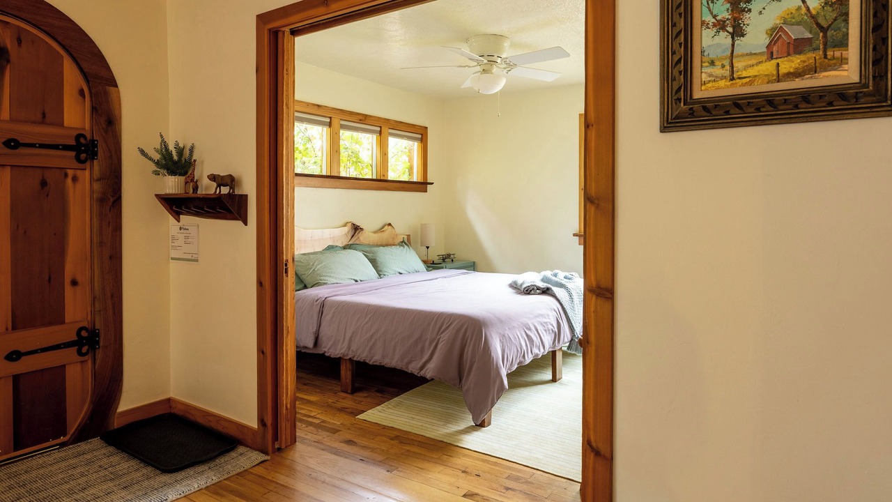 Photo of Bedroom in Pullman