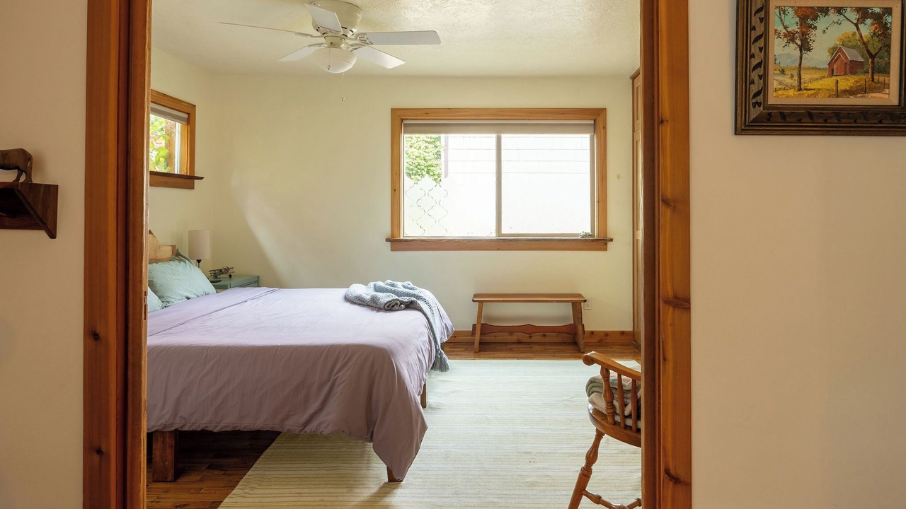 Photo of Bedroom in Pullman