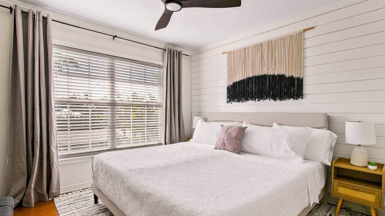 Photo of Bedroom in Bay Isle