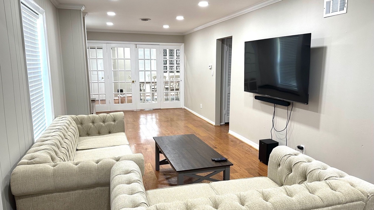 Photo of Livingroom in Pimmit Hills