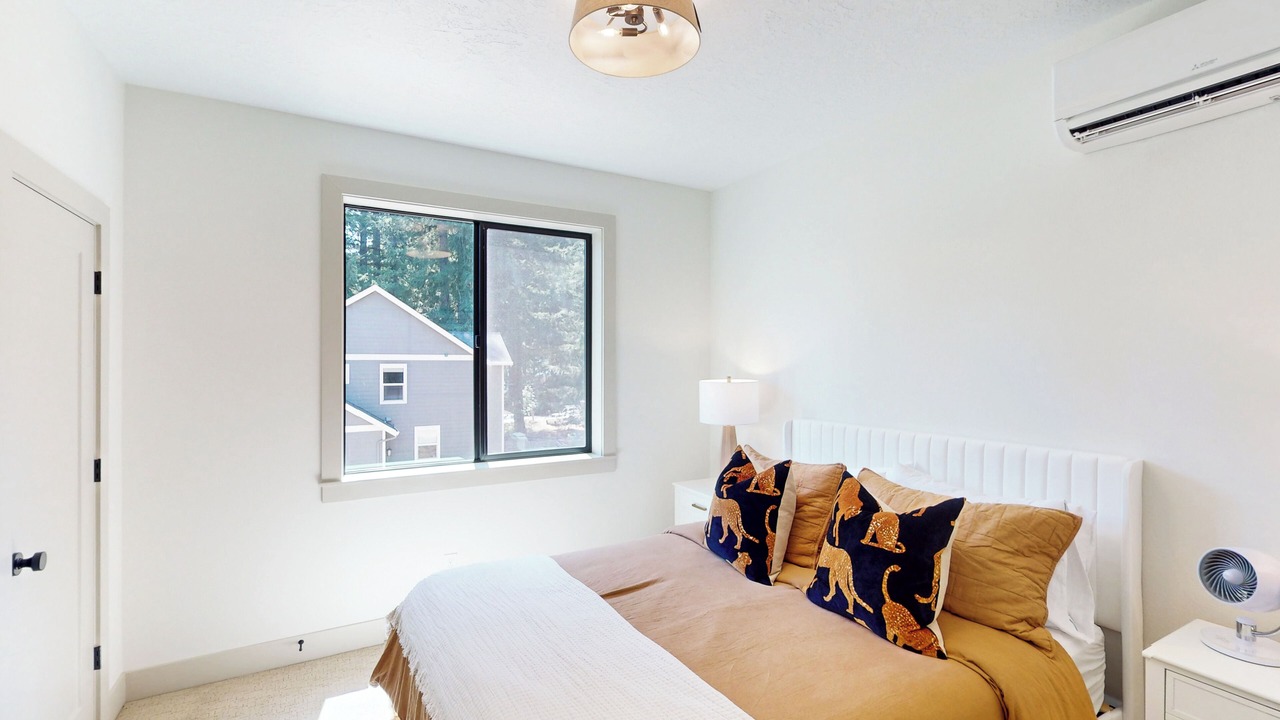 Photo of Bedroom in Detroit
