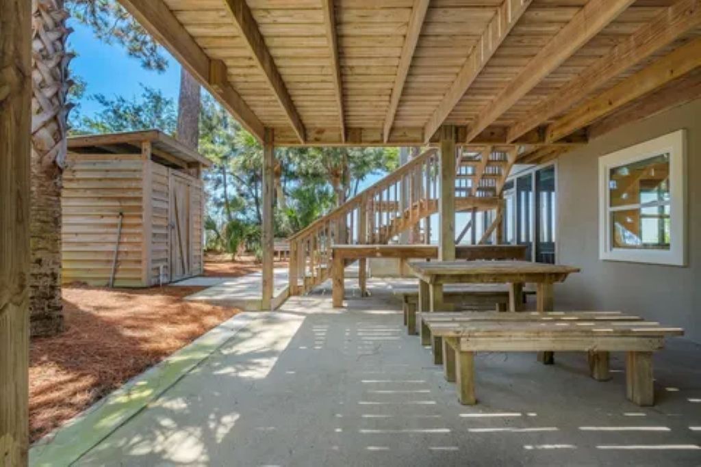 Photo of Outdoor in Alligator Point