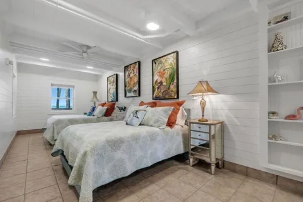 Photo of Bedroom in Alligator Point