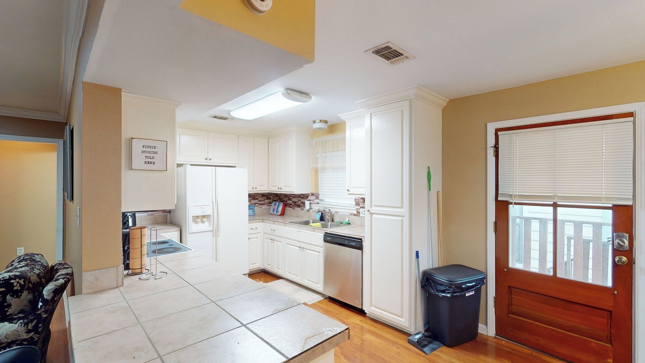 Photo of Kitchen in New Roads
