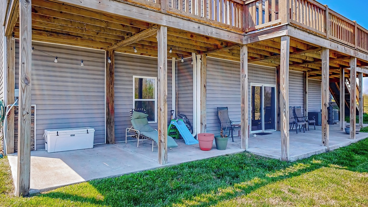 Photo of Patio Balcony in Dixon Springs