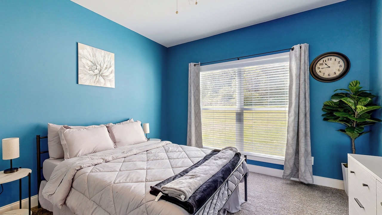 Photo of Bedroom in Dixon Springs