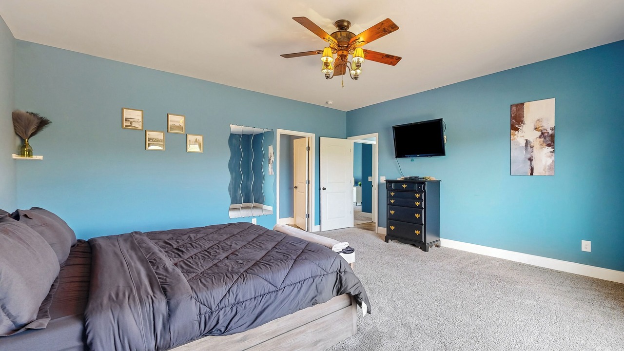 Photo of Bedroom in Dixon Springs