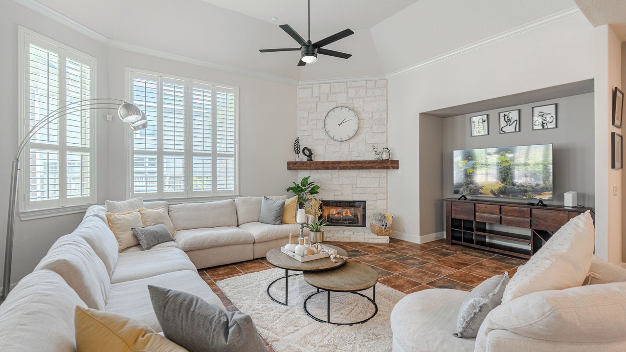 Photo of Livingroom in Spring