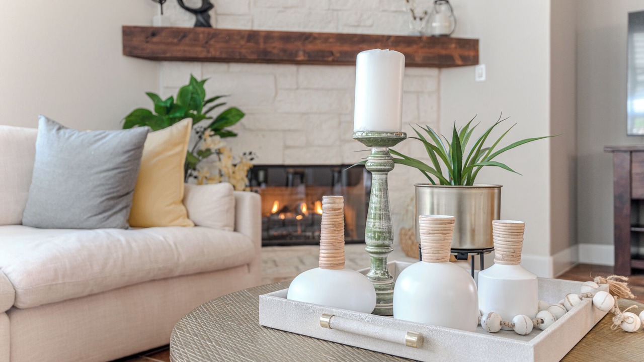 Photo of Livingroom in Spring