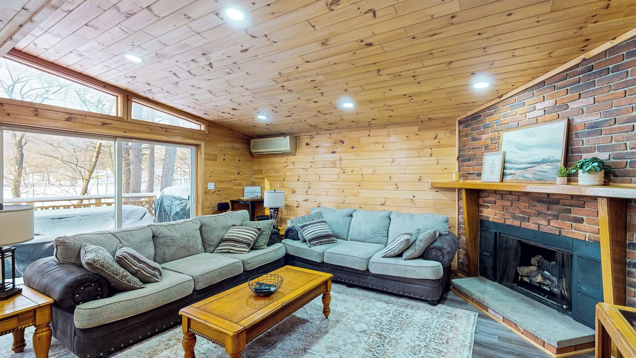 Photo of Livingroom in White Haven