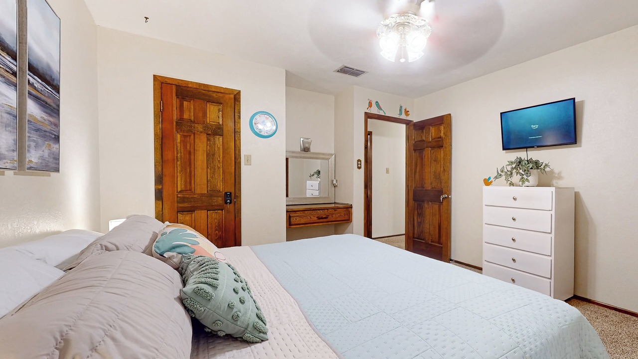 Photo of Bedroom in Bonanza