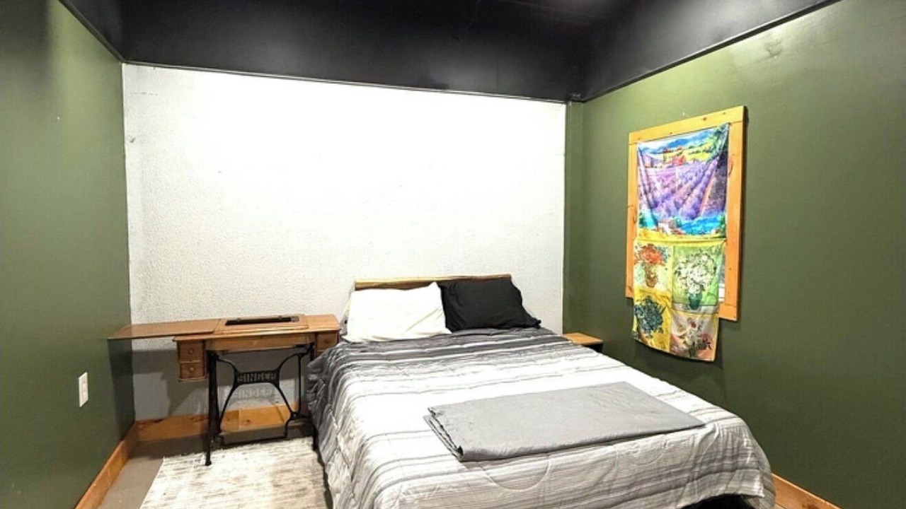 Photo of Bedroom in Niskayuna