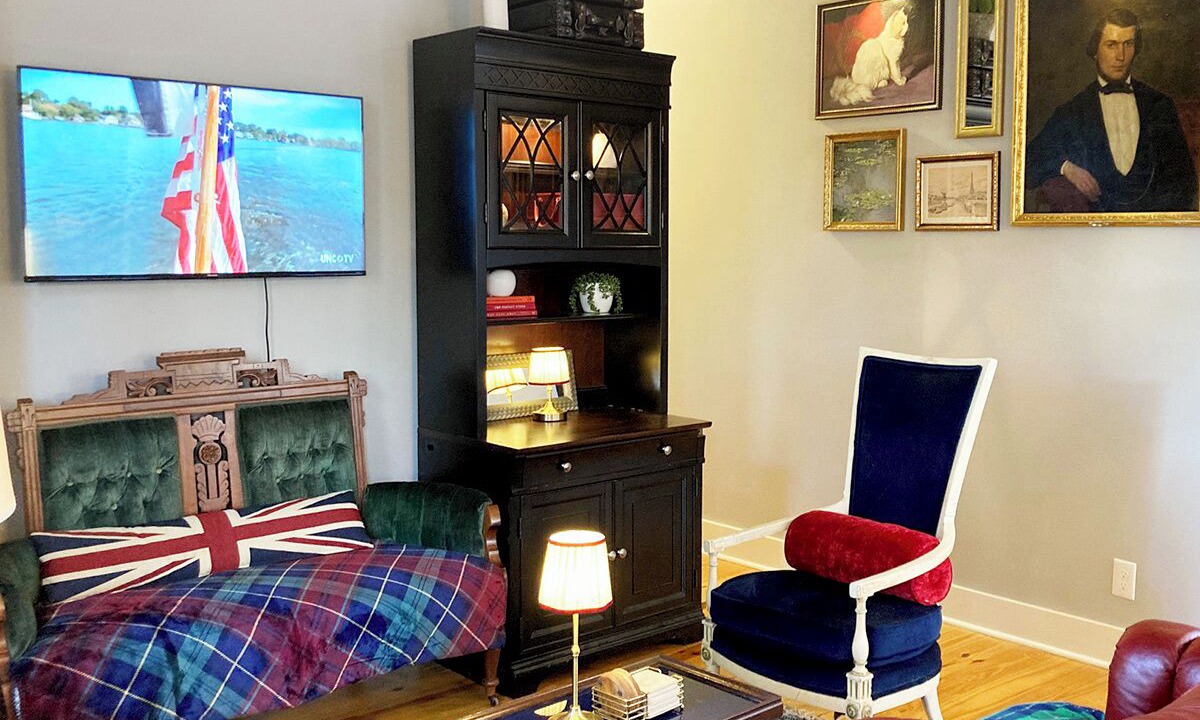 Photo of Livingroom in Edenton