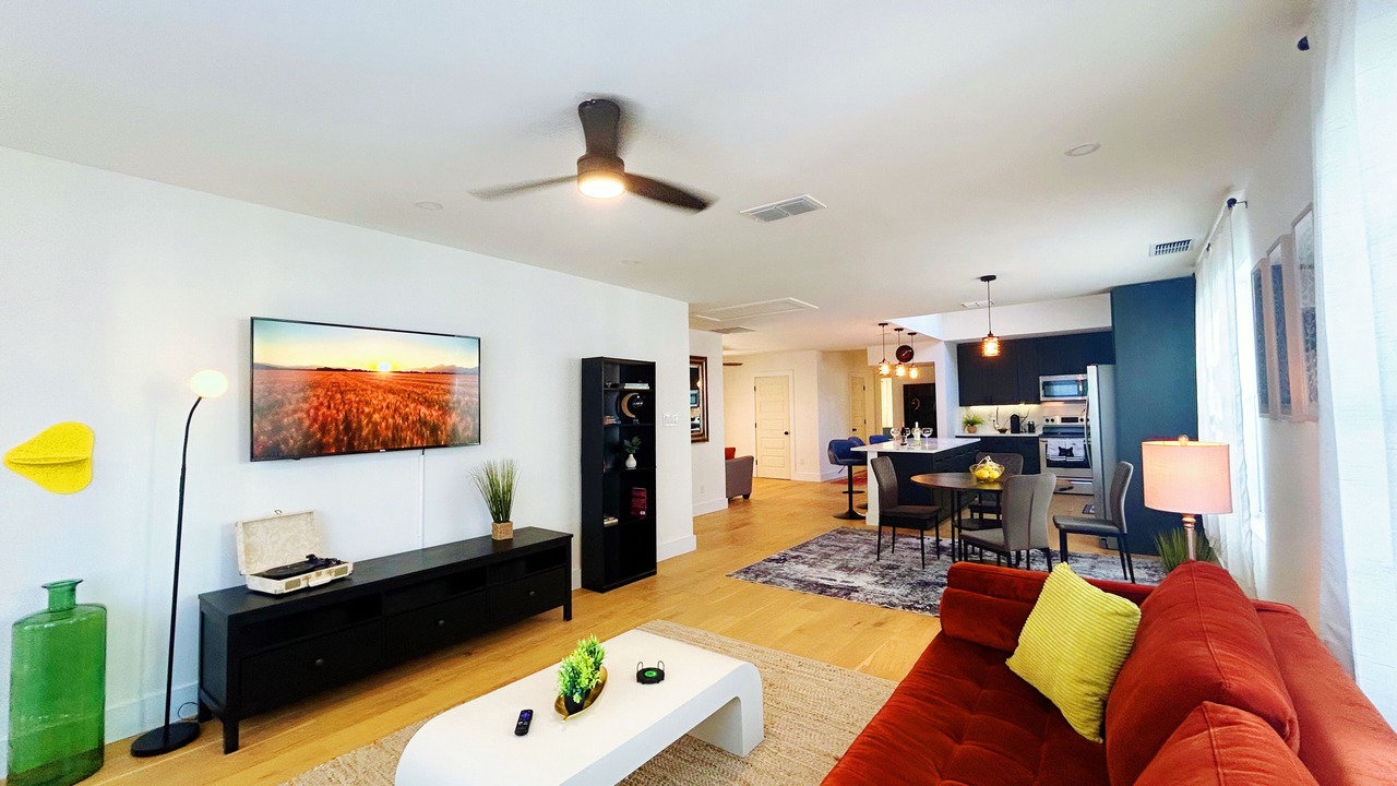 Photo of Livingroom in Cherrywood