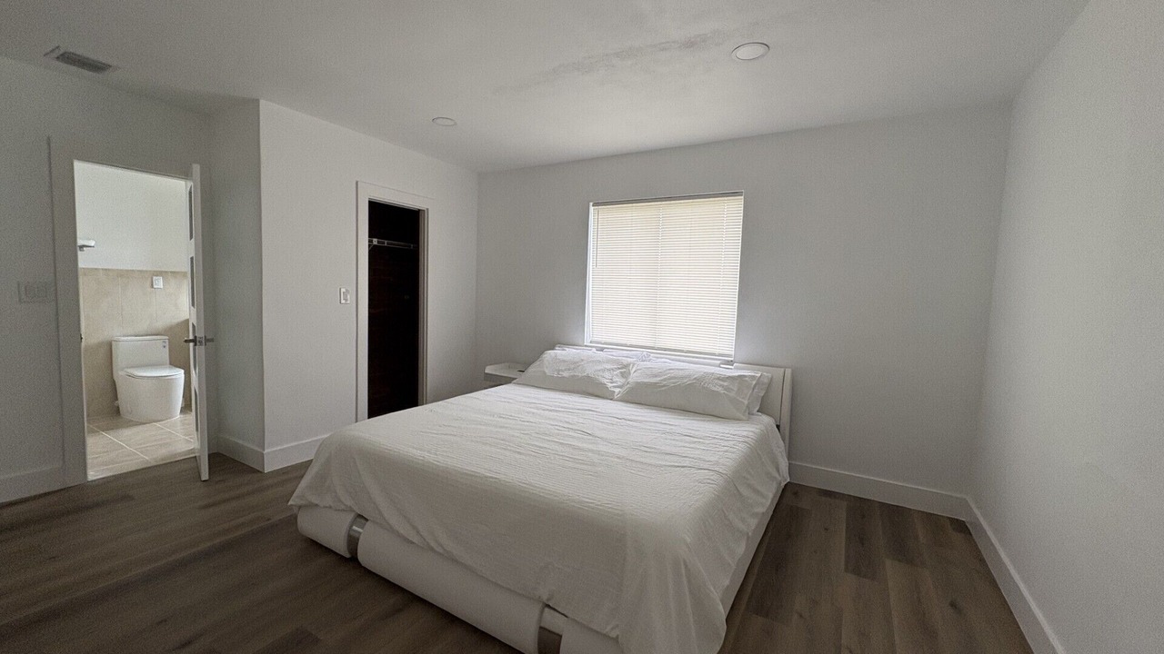 Photo of Bedroom in Highland Garden