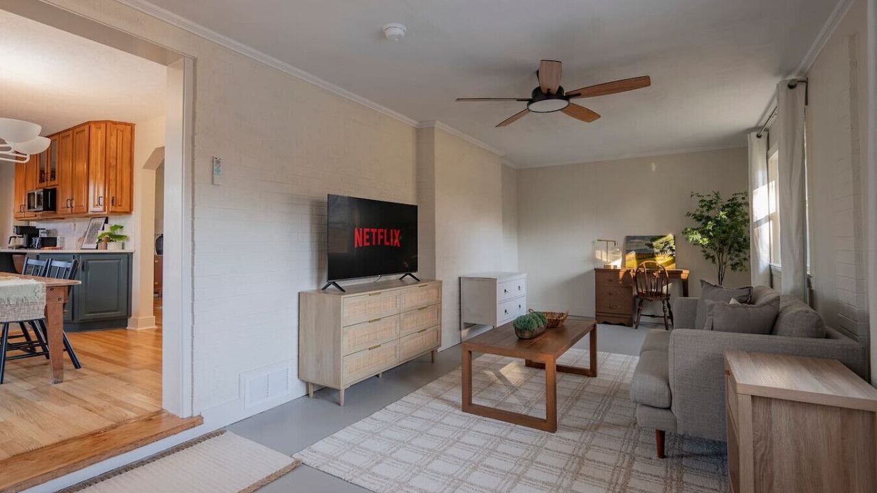 Photo of Livingroom in Lynchburg
