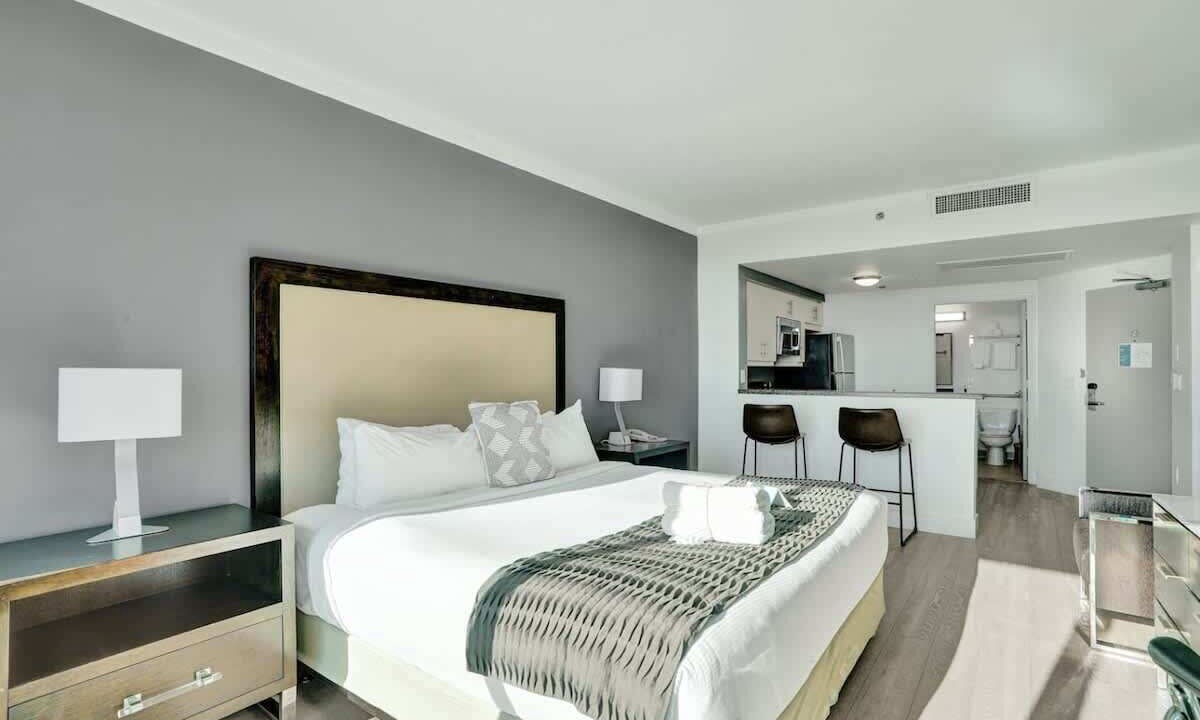 Photo of Bedroom in Coconut Grove