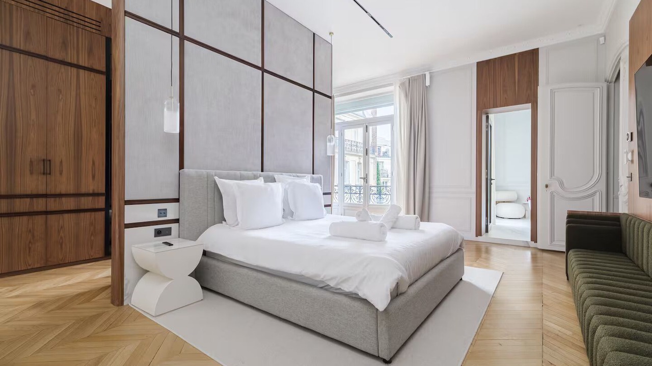 Photo of Bedroom in Chaillot