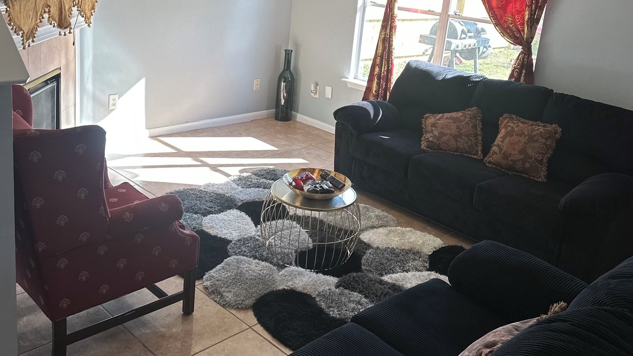 Photo of Livingroom in Central Southwest