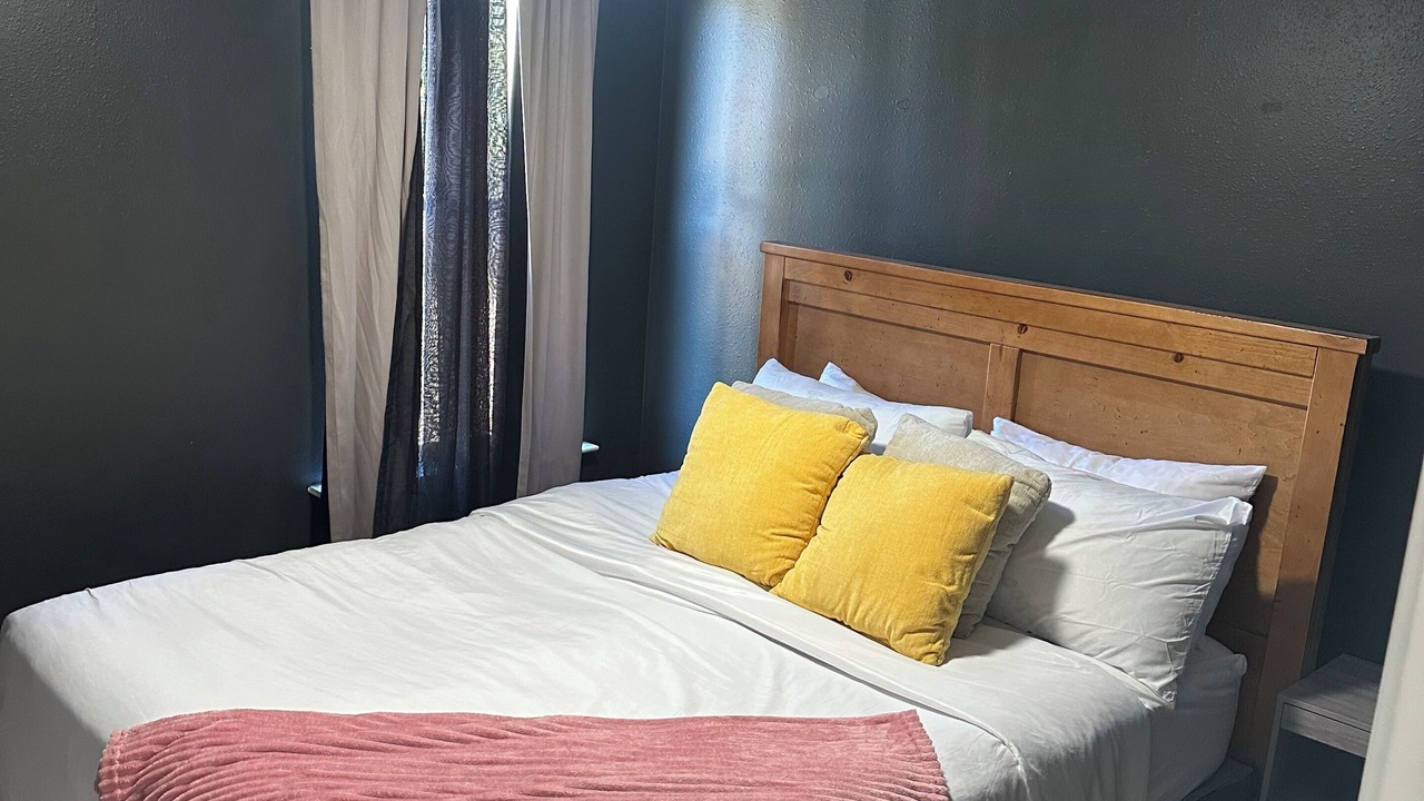 Photo of Bedroom in Central Southwest