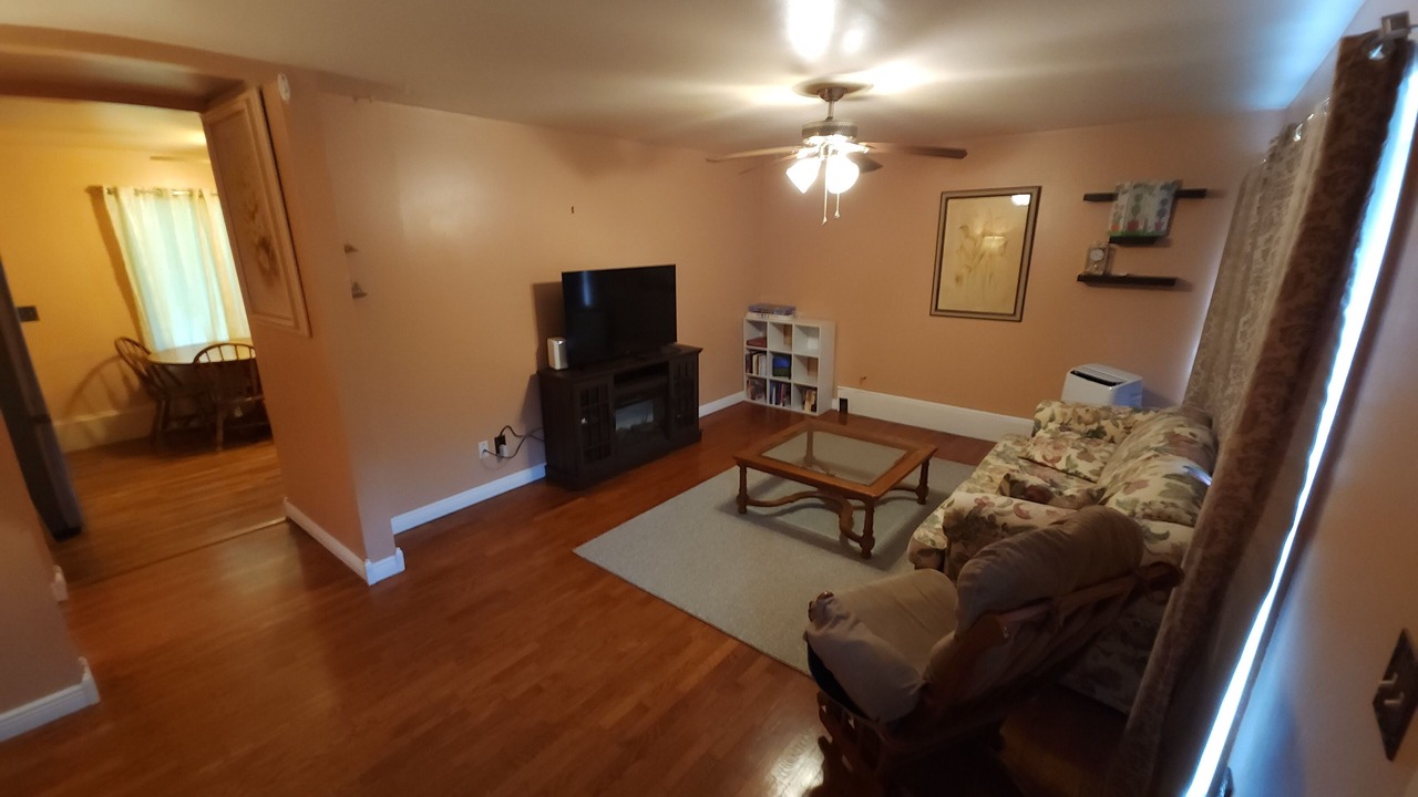 Photo of Livingroom in Sodus