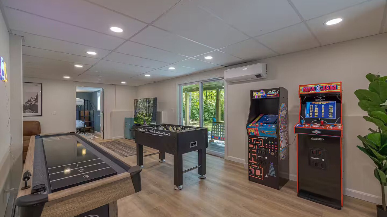 Photo of Bedroom in Ellsworth