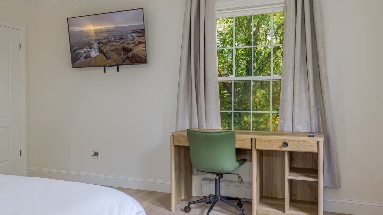 Photo of Bedroom in Ellsworth