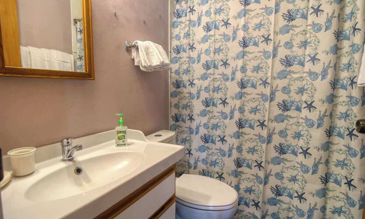 Photo of Bathroom in Lexington Park