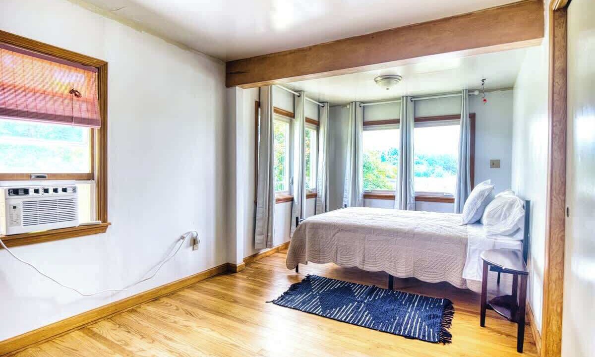 Photo of Others in Lexington Park