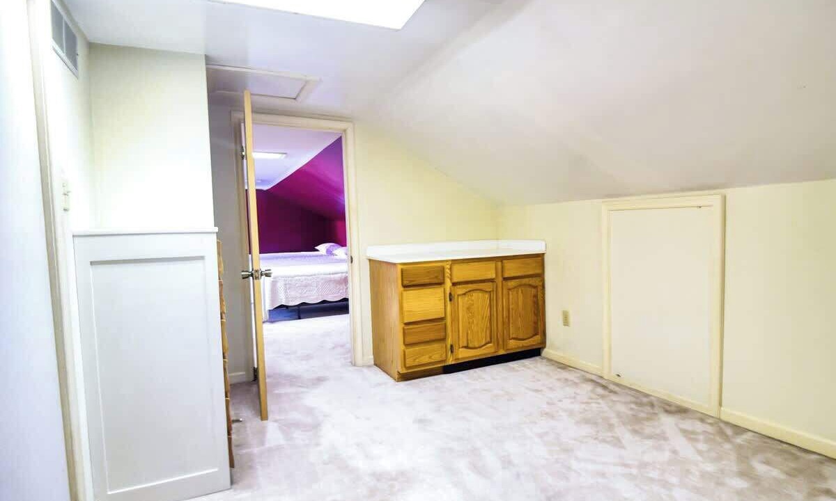 Photo of Bedroom in Lexington Park